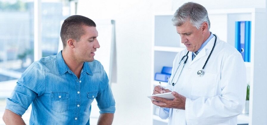 The doctor recommends a prostatitis device to the patient