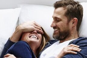 A man with a bacterial form of prostatitis benefits from intimate intimacy with a woman