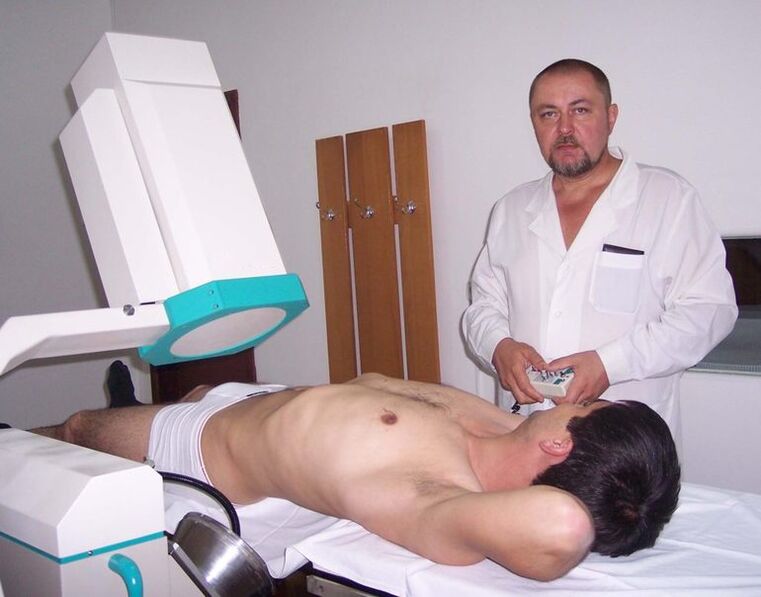 Physical therapy to help relieve symptoms of prostatitis in men