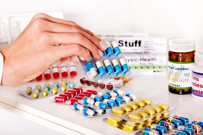 A doctor should prescribe medication to treat prostatitis